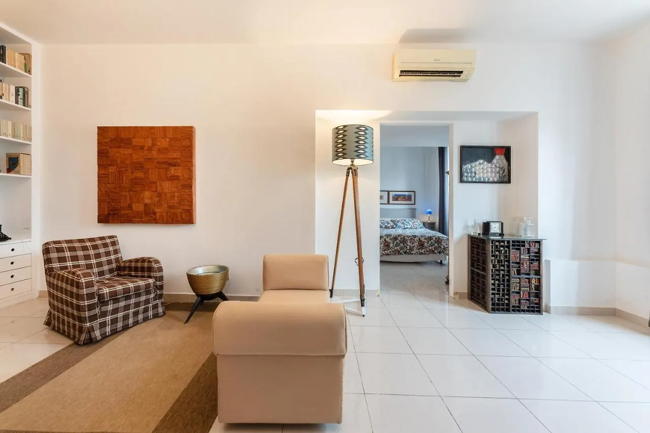 Un Posto Al Centro Apartamento Nápoles