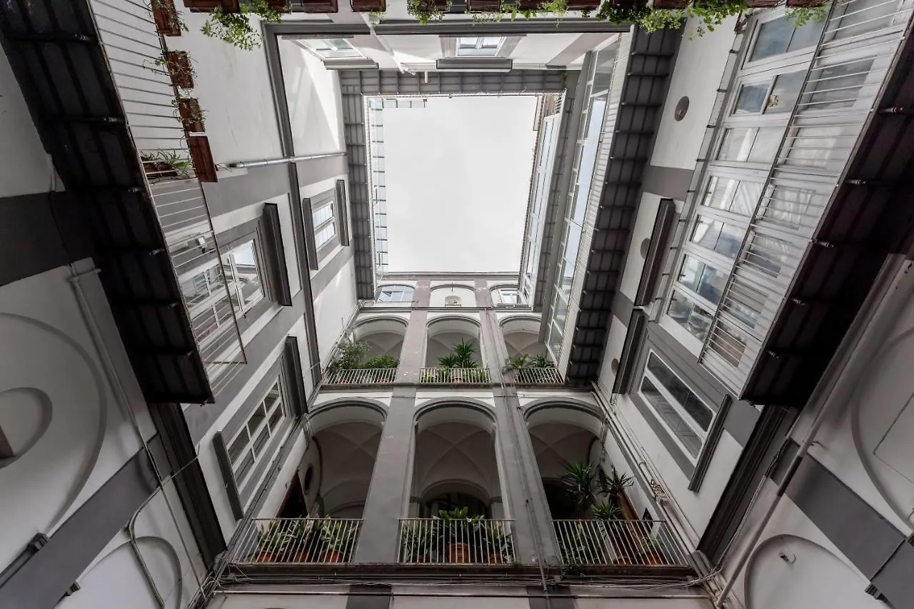 Appartamento Cache-nez, Napoli